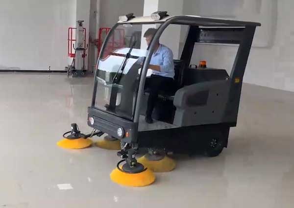 電動掃地車廠家哪家好？價格怎么樣