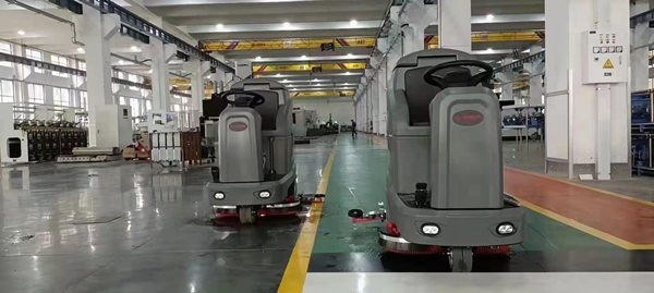 為什么車庫(kù)都要選擇使用洗地機(jī) 為什么車庫(kù)都要選擇使用洗地機(jī)